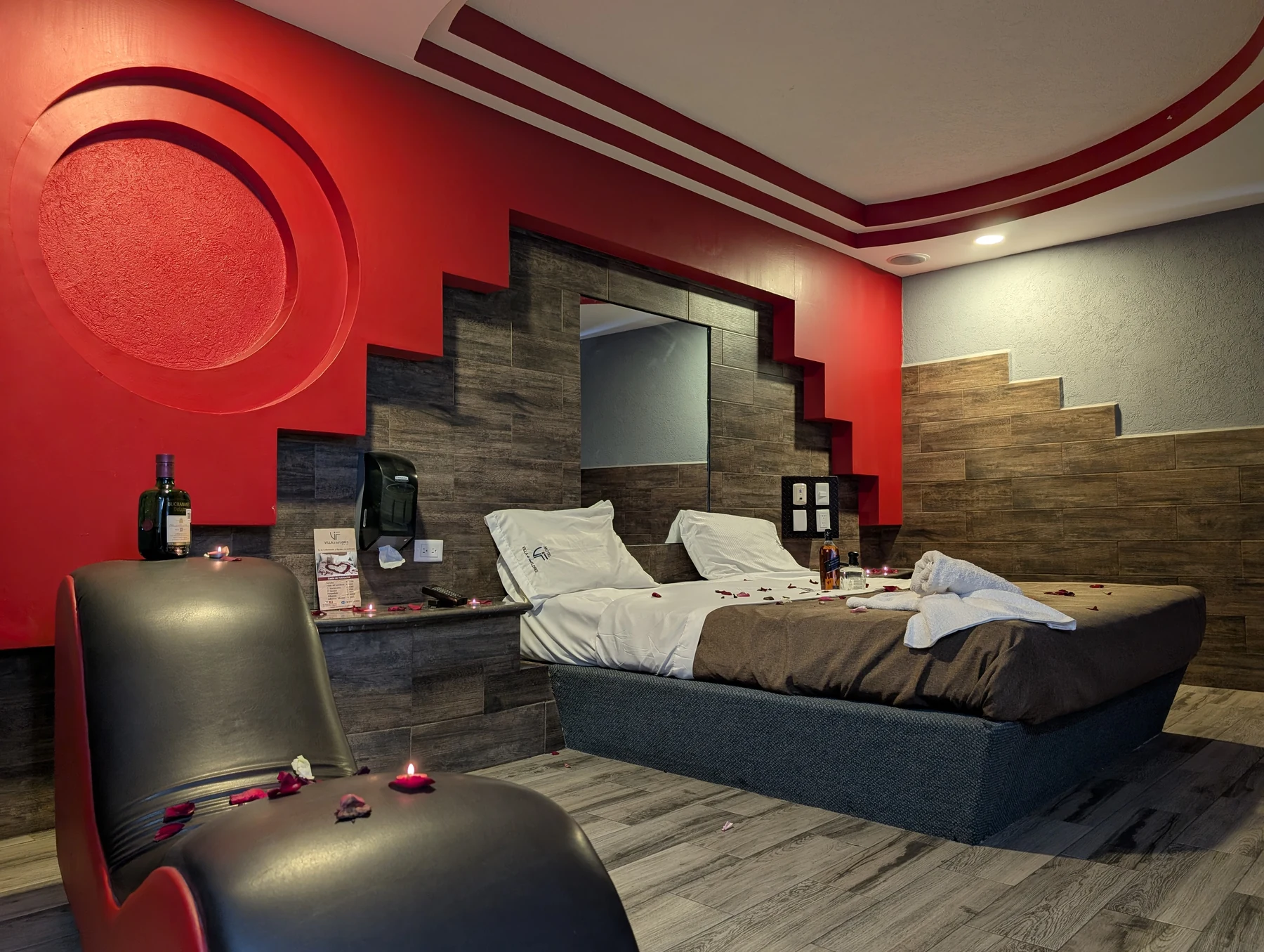 Bebidas en Habitacion Juegos Eroticos